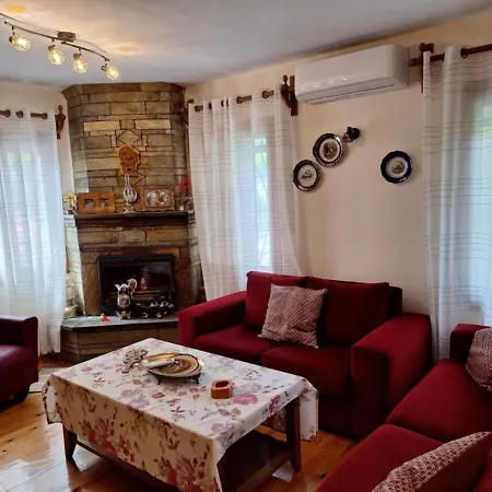 Θέα Στο Βουνό, Mountain View Сasa de vacaciones *