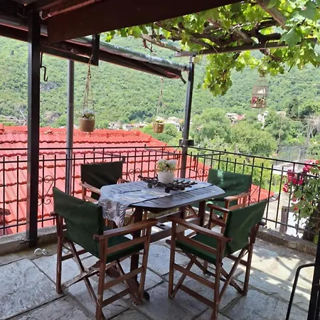 Θέα στο βουνό, mountain view *